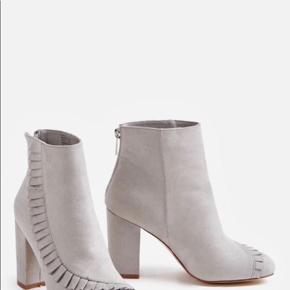 Brand new booties size 9! - Picture 2 of 6